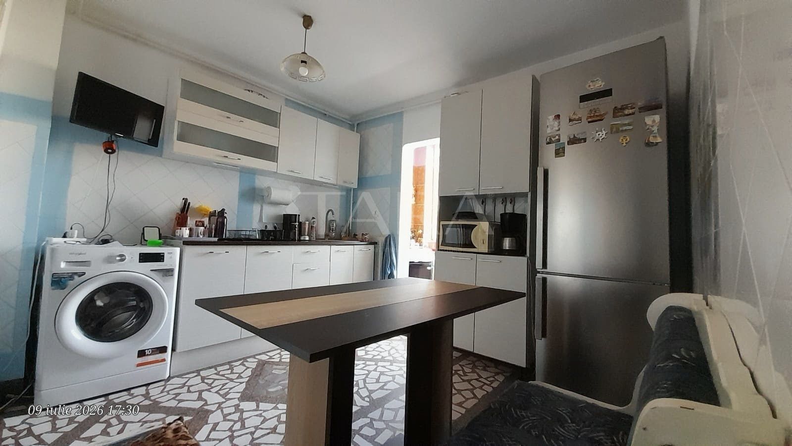 Apartament decomandat cu 2 camere, garaj și beci, Mărăști. - Poză 3