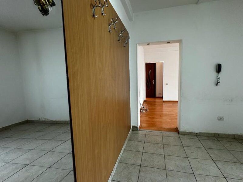 Apartament /Spatiu Birou Baba Novac Parter-Stradal - Poză 5