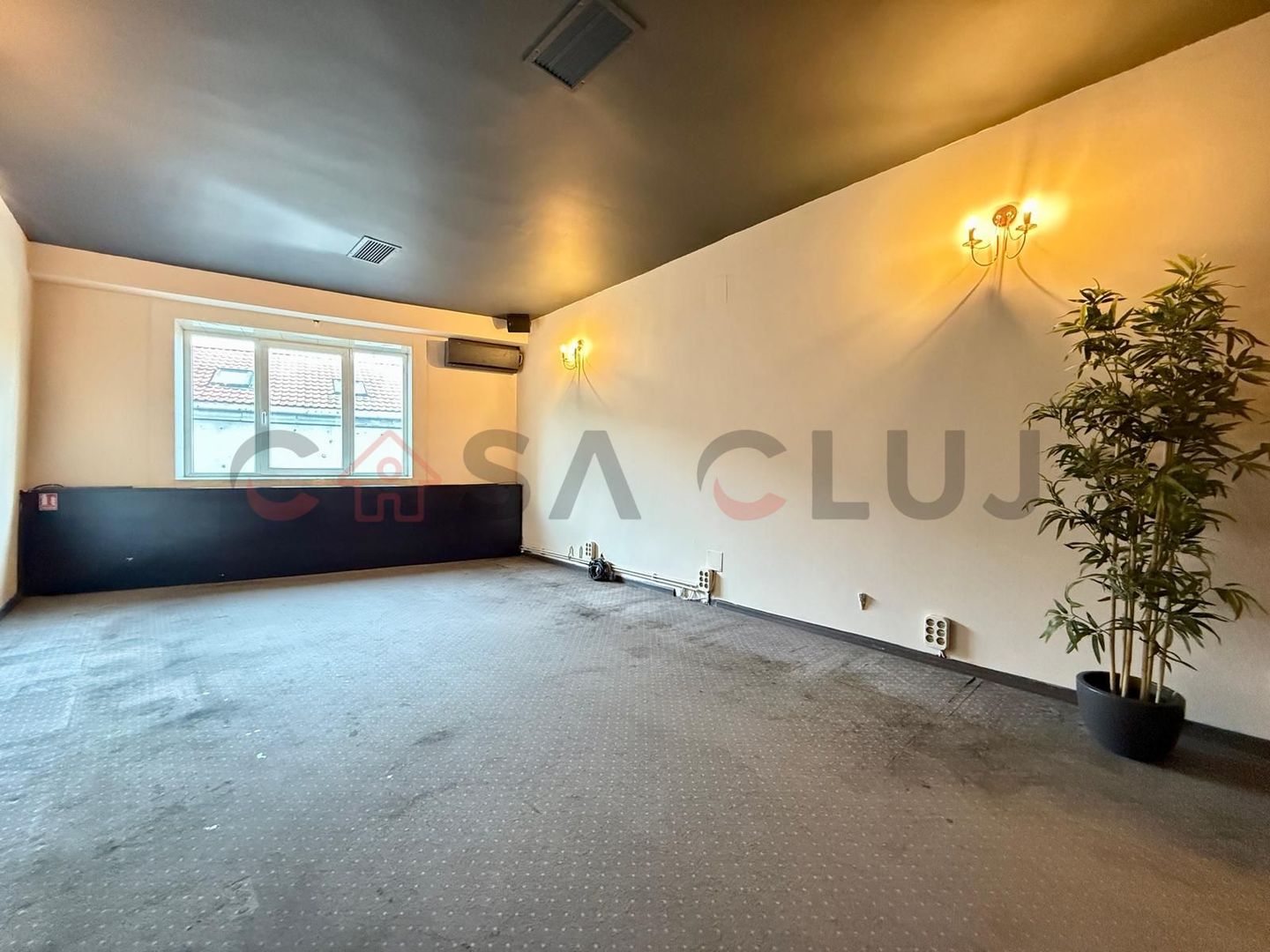 Spatiu comercial , central, Platinia - Poză 11