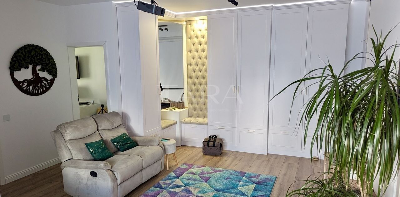 Apartament 3 camere cu curte proprie – Florești, zona Parc Poligon - Poză 2