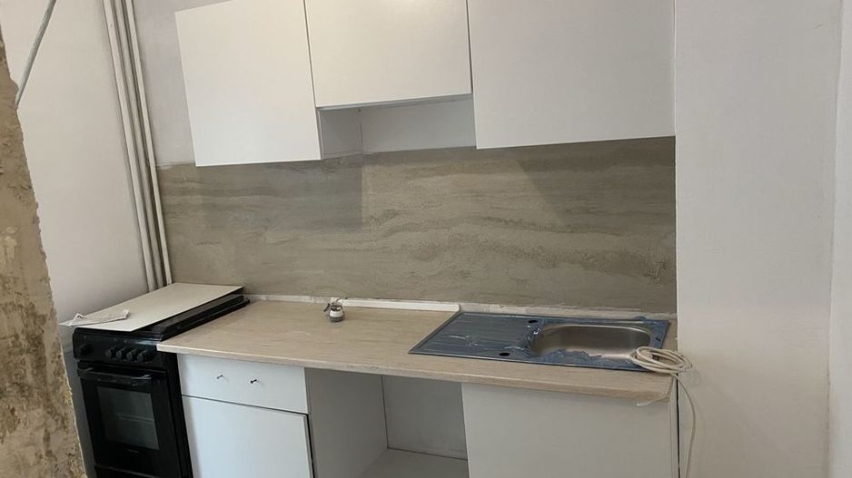 Vânzare Garsonieră Adiacent Decebal – 300m Metrou Muncii - Poză 1