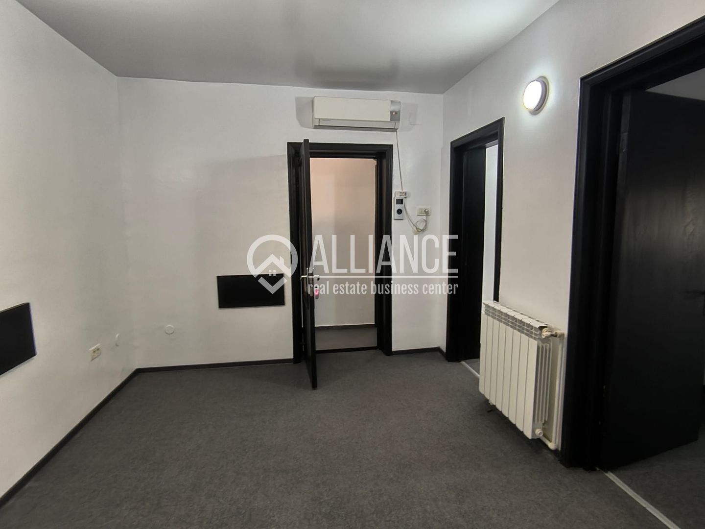 CENTRU PIATA UNIRII - Birouri luminoase cu terasa ! - Poză 13