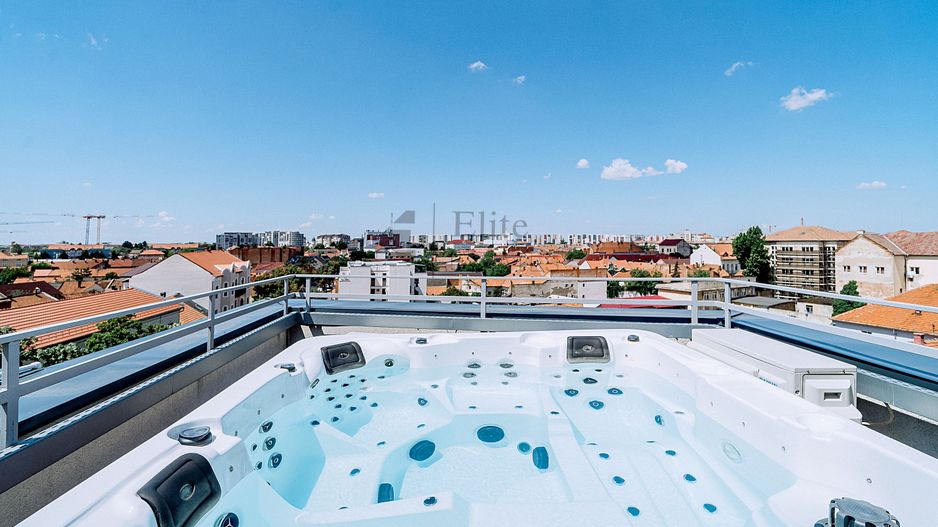Penthouse de lux 530 mp ultracentral in Oradea - Poză 68
