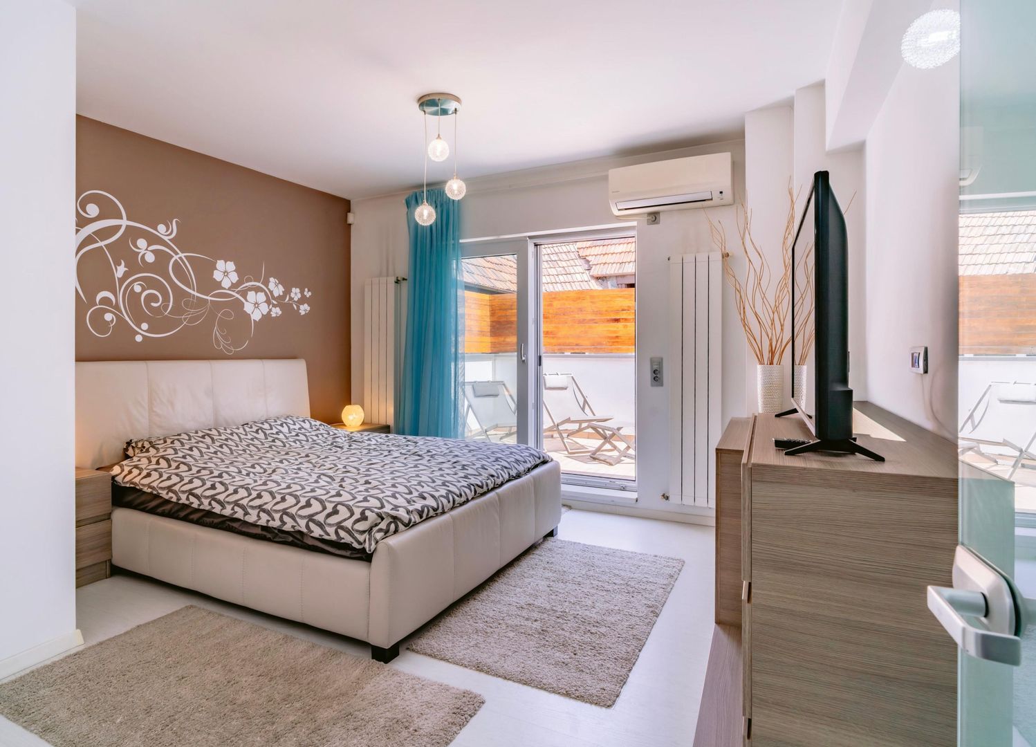 CASA DEOSEBITA IN ZONA REZIDENTIALA - PLANTELOR - MANTULEASA - ARMENEASCA - Poză 15
