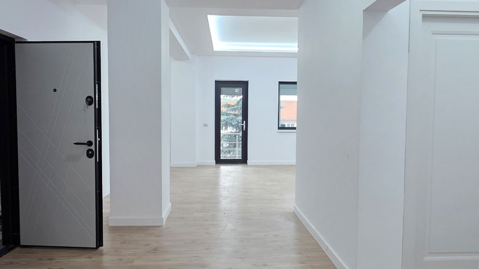 Apartament cu 2 camere, etaj 1, bloc NOU, VASLUI zona NORD, cu plata în RATE; - Poză 7
