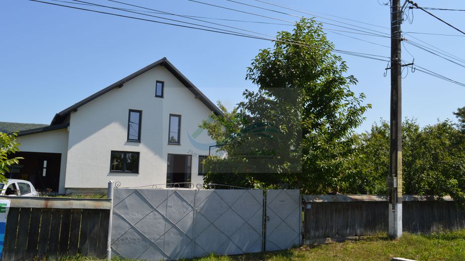 Casă 5 camere Siliștea Nouă/Suceava - Poză 9