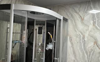 Casă spațioasă de vânzare în Ruși – pentru locuință sau investitie - Poză 9