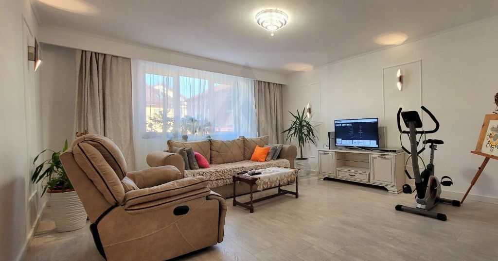 Casa individuala teren 640 mp si suprafata utila 210 mp in Gusterita - Poză 1