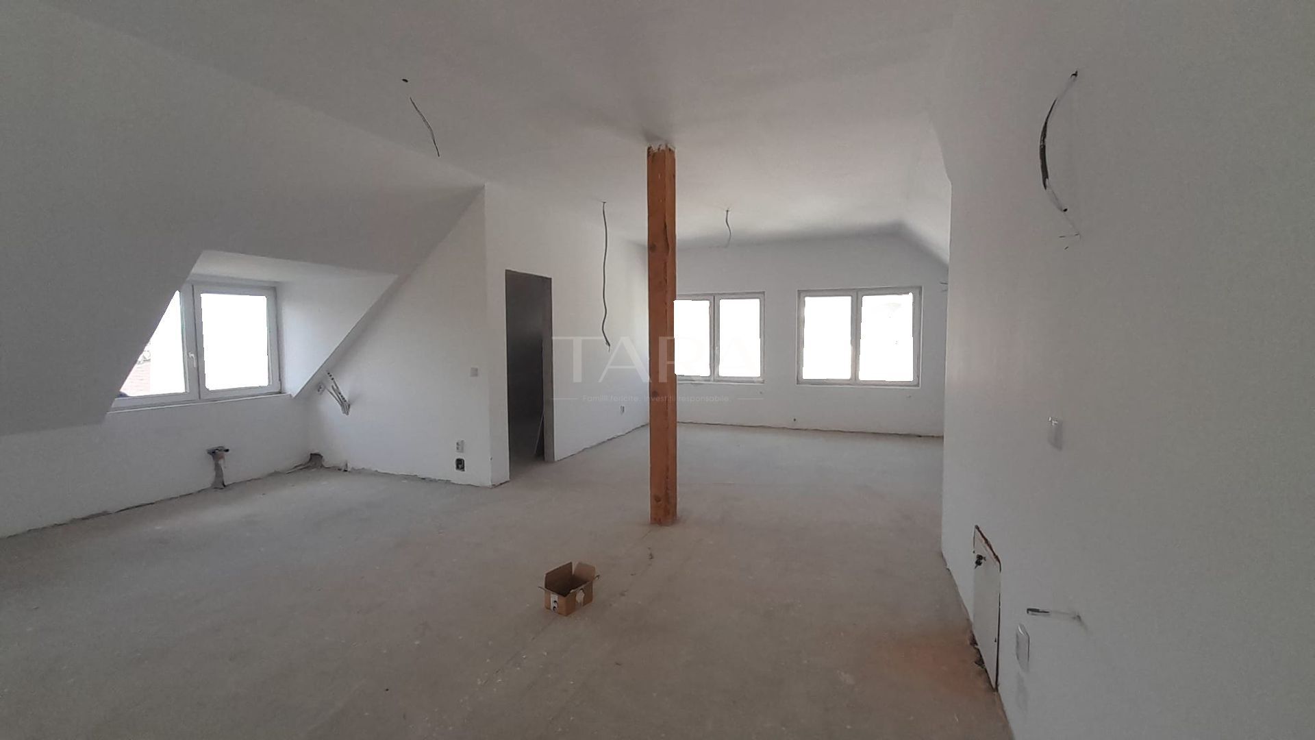 Vanzare apartament cu 4 camere in Apahida - Poză 2