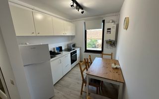 Apartament cu o camera, 43mp, parcare, Zona Semi-Central - Poză 4