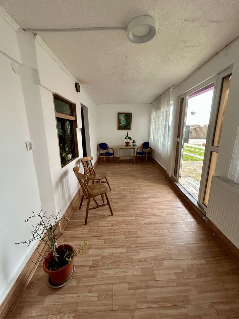 Casă 14 camere și 8000mp teren localitatea Sacădat - Poză 12