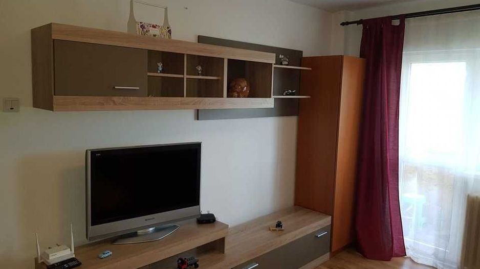 Garsonieră spațioasă 40 mp, mobilată, utilată, Parcul Teilor, Titan - Poză 1