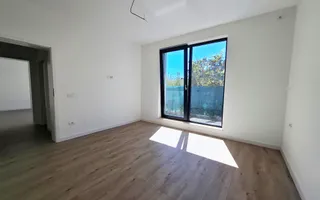 Casa cu 4 camere de vanzare, Bucov, Mica Roma - Poză 16