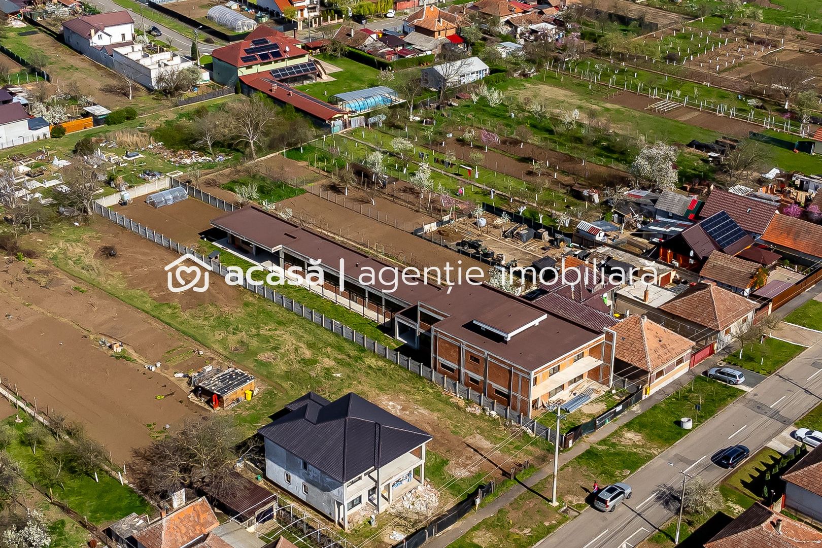 Pret redus Cladire cu potențial multiplu în Sânnicolau Mic Comision 0 - Poză 3