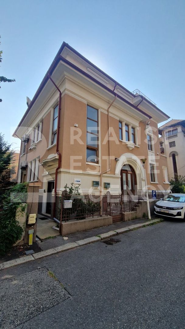 Închiriere spațiu de birouri, 120 mp, Aviatorilor - Poză 1