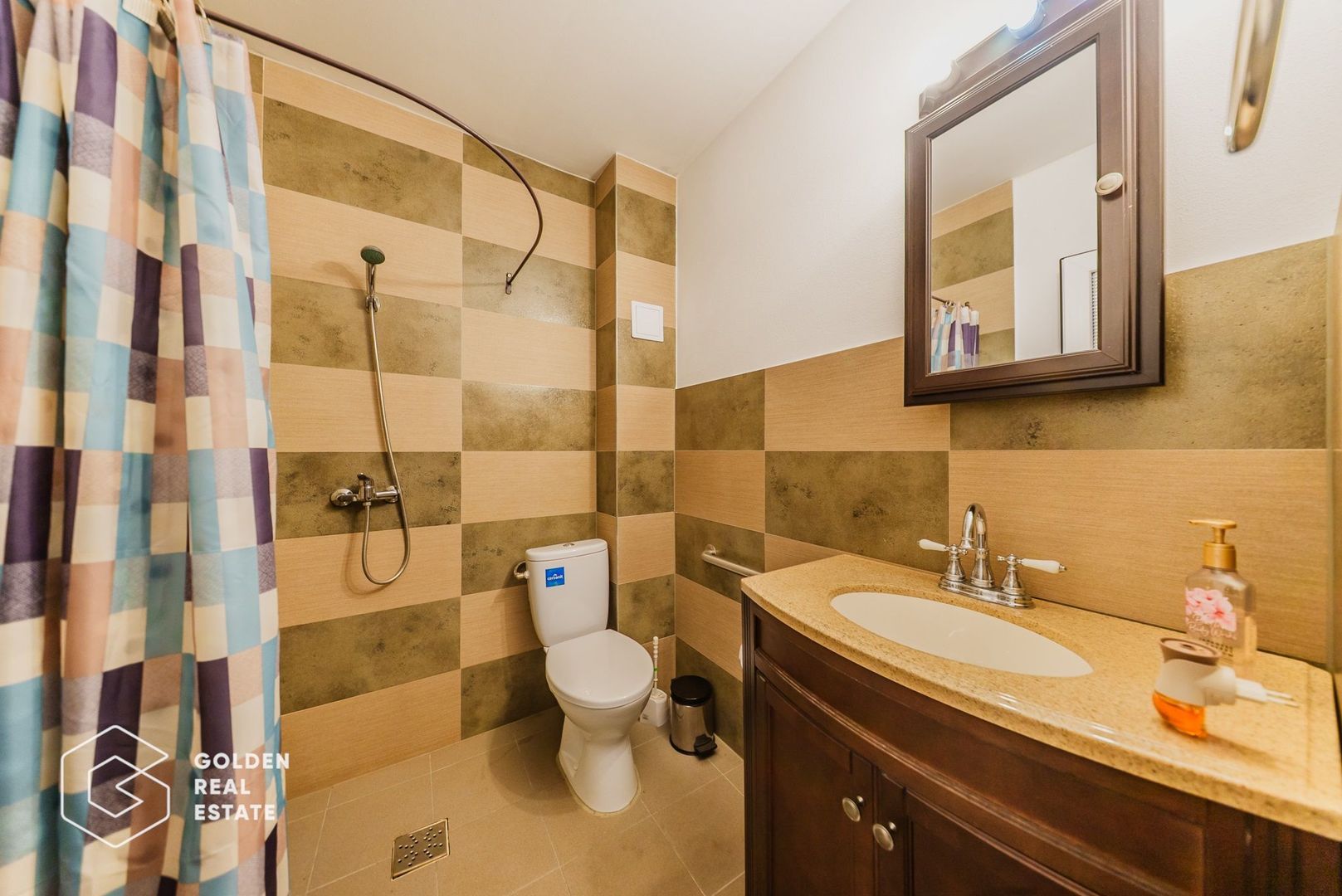 Proprietate pretabila pentru afacere, Cladova - Poză 26