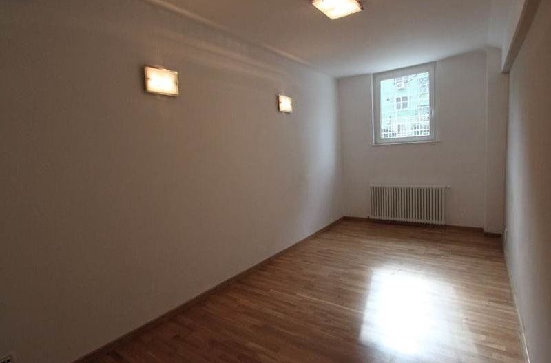 Spațiu de birouri de 151mp de închiriat în zona Central - Poză 9