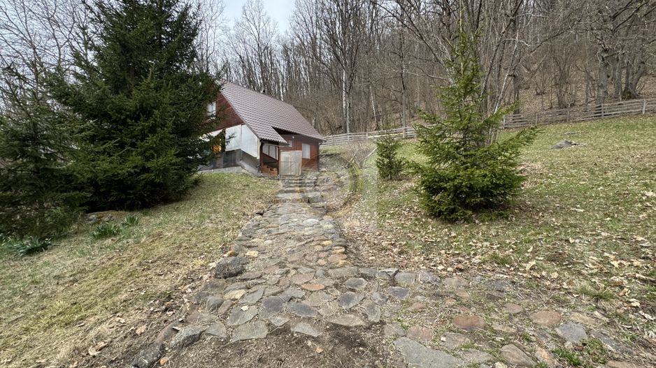 Parcelă spațioasă, casă de vacanță aproape de hanul Asszonybosszantó - Poză 7