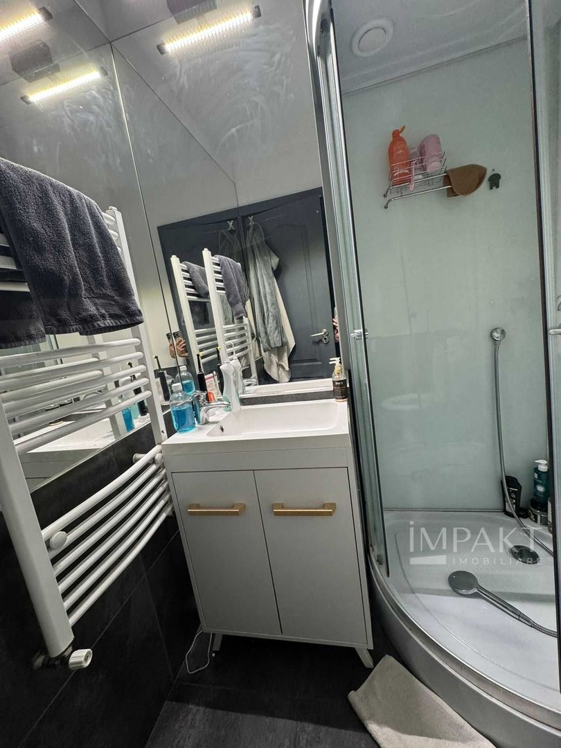 Apartament cu 4 camere, decomandat, garaj, Cartier Mărăști! - Poză 12