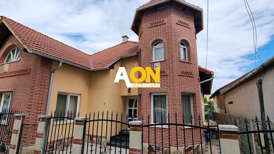 Casa Individuala 4 Camere, Zona Cetate, 500mp Teren - Poză 1