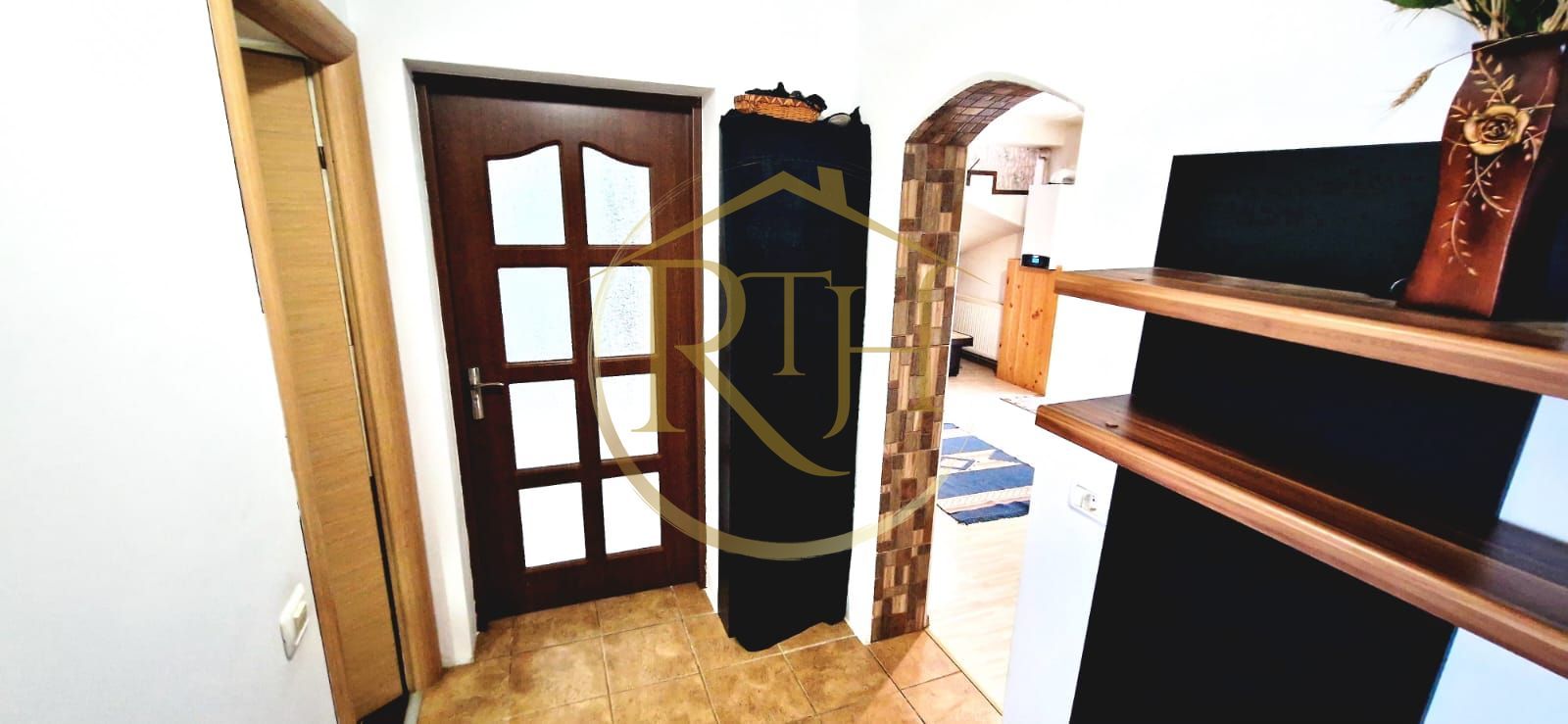 Vand casa Indivduala cu 4 camere in comuna Giroc/ pret 186000 euro - Poză 2