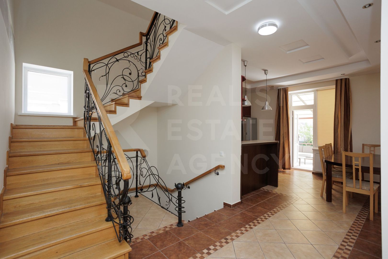 Chirie, casă,4 camere, str. Vânătorilor, Telecentru - Poză 12