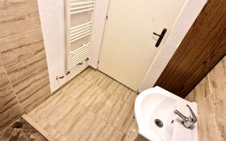 De inchiriat apartment cu 2 camere, bloc nou zona Shopping City,300 euro\luna. - Poză 17