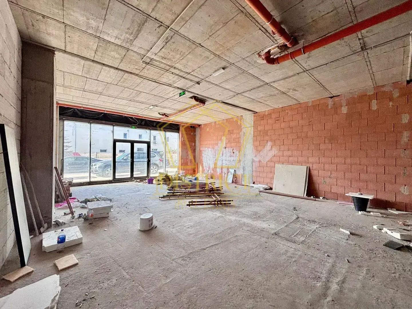 Spatiu comercial 118mp, bloc nou | Campeador - Poză 2