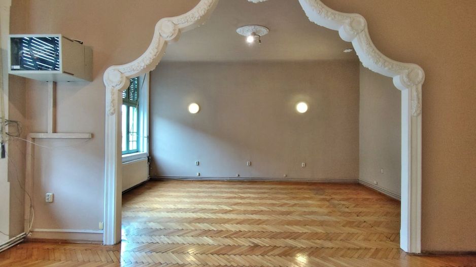 Birou 103 mp, 4 camere, ultracentral, str.I.Vulcan, Oradea, INCHIRIERE - Poză 3