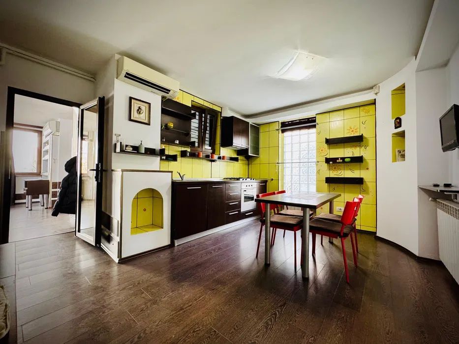 Apartament luxos spatios, centru,pet friendly, echipat + loc parcare - Poză 8