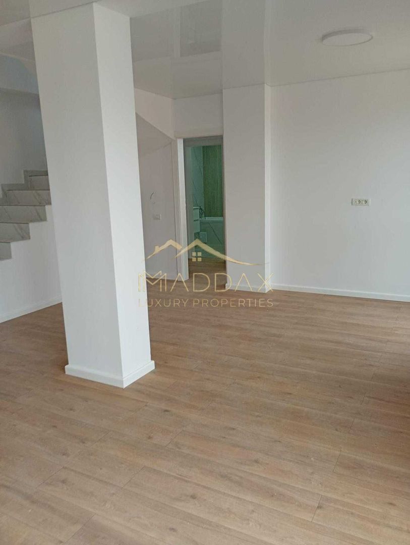 Sediul Ideal de Firmă: Duplex 4 Camere | 4 Terase Mari (70mp)| Parcare| Crângasi - Poză 6