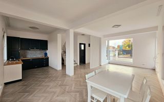 Vila la intrare in comuna Berceni - Poză 5