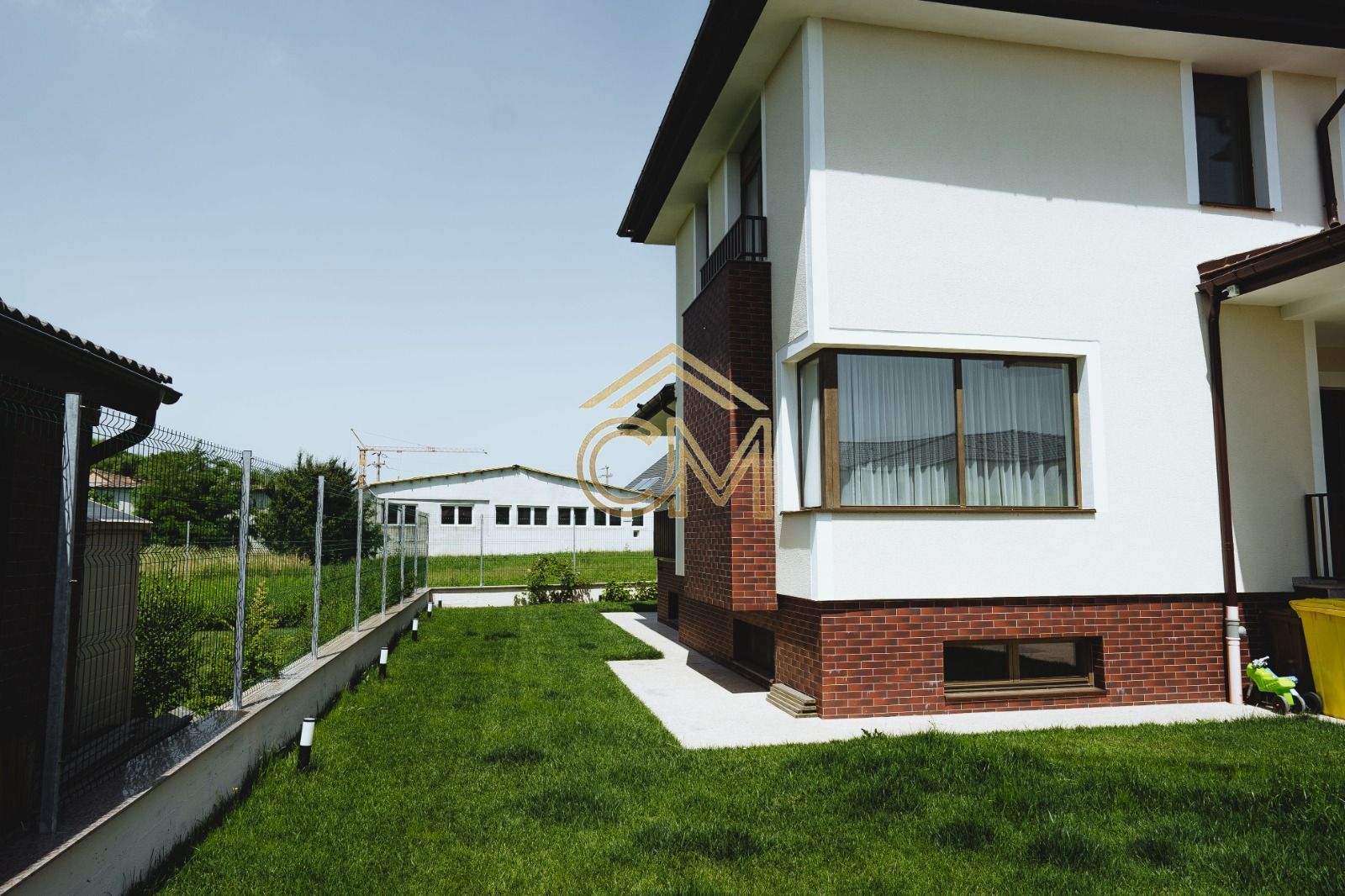 Casa 8 Camere- 3 Bai-316 MPU- Teren 581MP-Selimbar - Poză 3