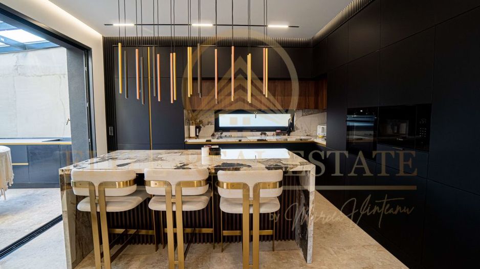 Kamsas/Compozitori - Resedinta creata pentru perfectiune - Poză 5