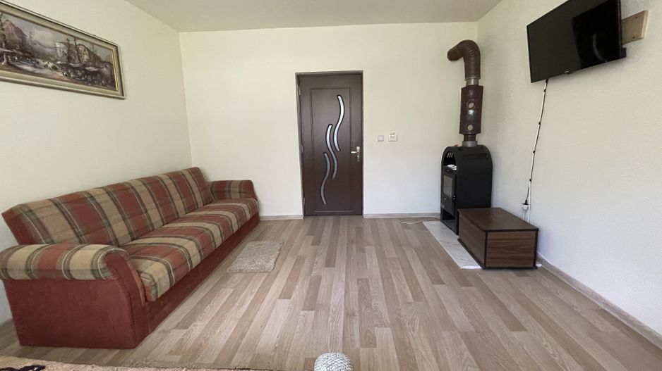 Casa in Comuna Geaca - Poză 9