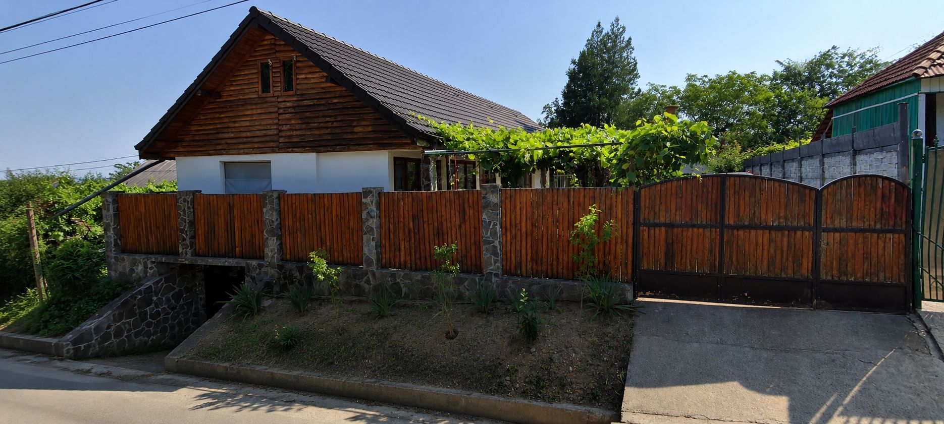 Casa si gradina-95000euro-Picioru Lupului-Comuna Ciurea - Poză 1