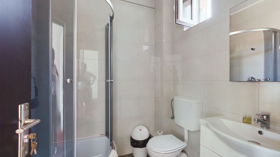 Afacere la Cheie - Hotel 3 Stele în Mamaia Nord - Poză 16