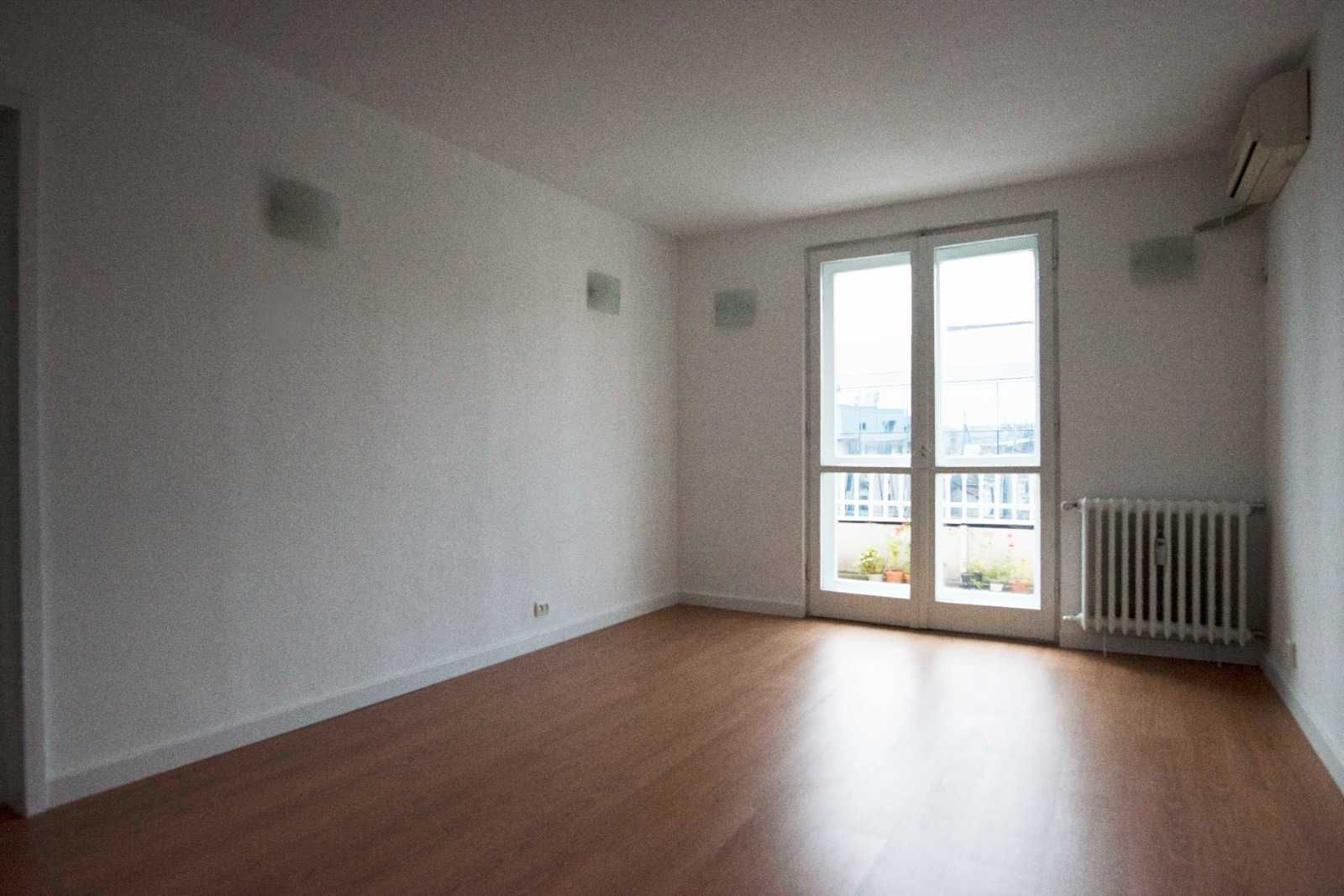 De vanzare Apartament 3 camere Calea Victoriei Palatul CEC Lipscani - Poză 2