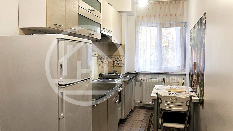 Apartament de inchiriat cu 1 camere in zona Rogerius, Oradea - Poză 4