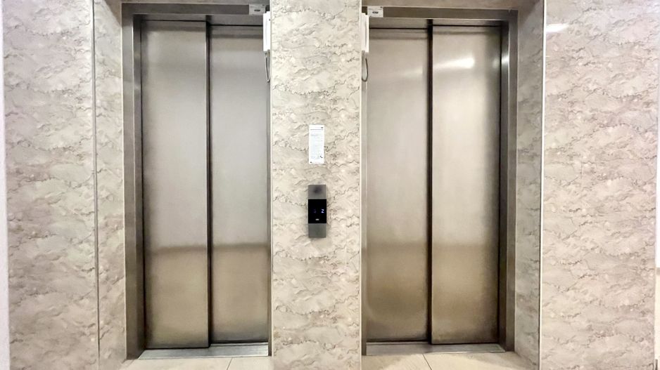 Tur virtual -2 camere, modern si primitor, complex Iris - Torontalului - Poză 18