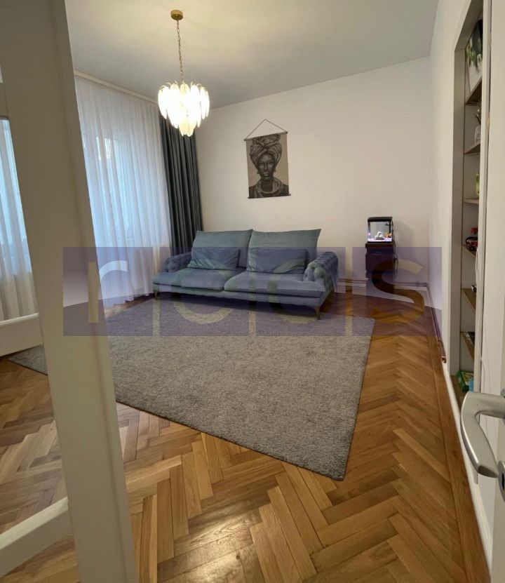 VANZARE CASA D+P+1+M | ZONA PARCUL CAROL-- nu doreste promovare, doar cu client - Poză 1