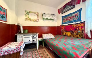 Casa cu teren de 5879 mp cu padure, Moeciu de Jos - Poză 11