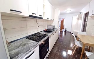 APARTAMENT 3 CAMERE ETAJ 1 ZONA PARCUL SUB ARINI - ȘCOALA DE ÎNOT - Poză 4