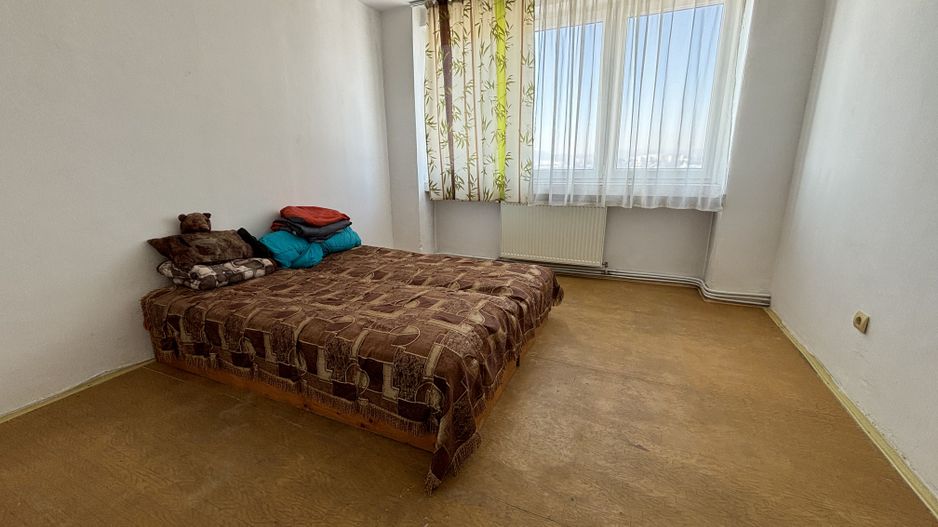 Apartament 3 camere decomandat 67,8 m² zona garii - Poză 4
