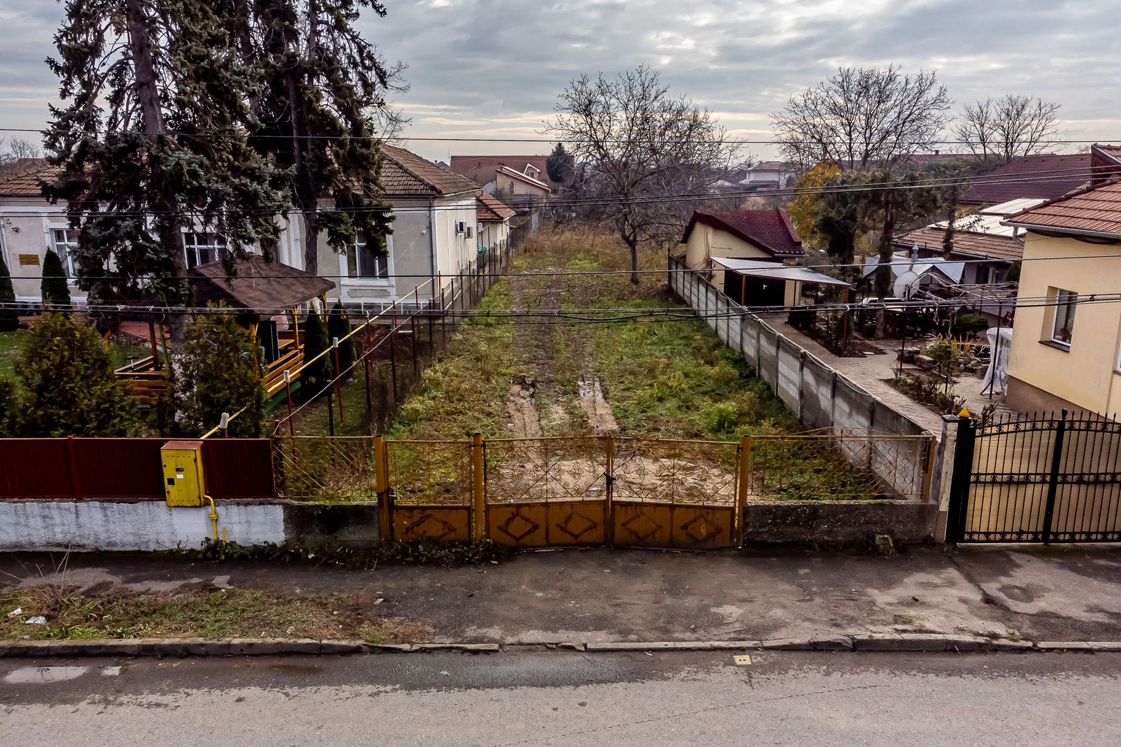 VÂNDUT! Teren 1566 mp Strada A. Milan Tabacovici - Poză 4