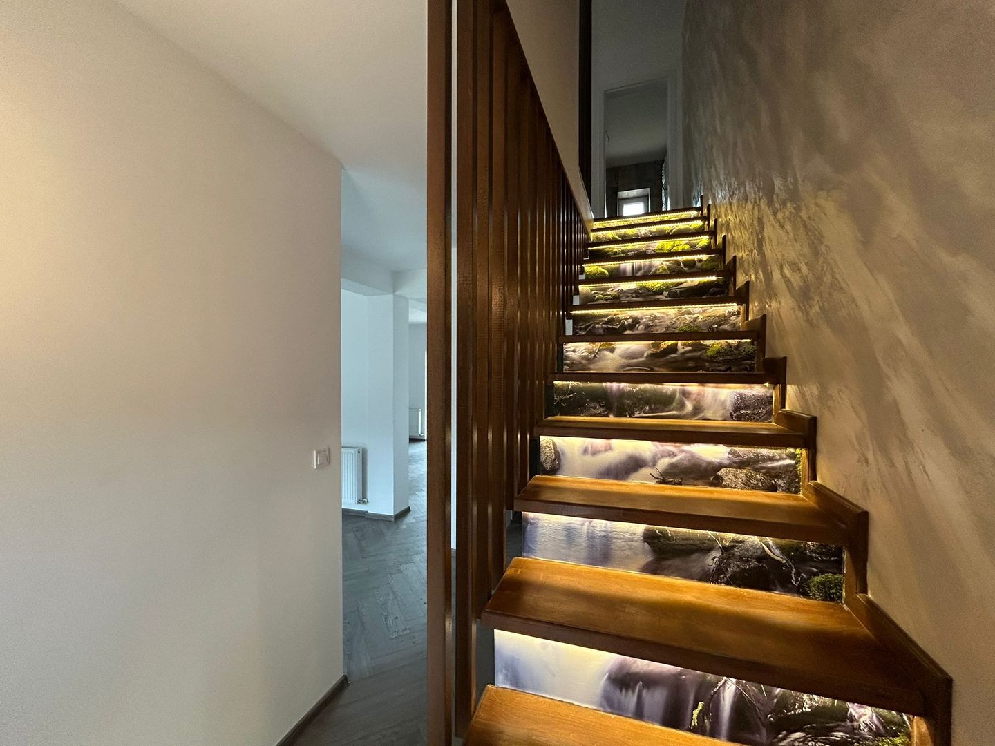 Casa tip duplex modern - Zona Gara - Poză 1