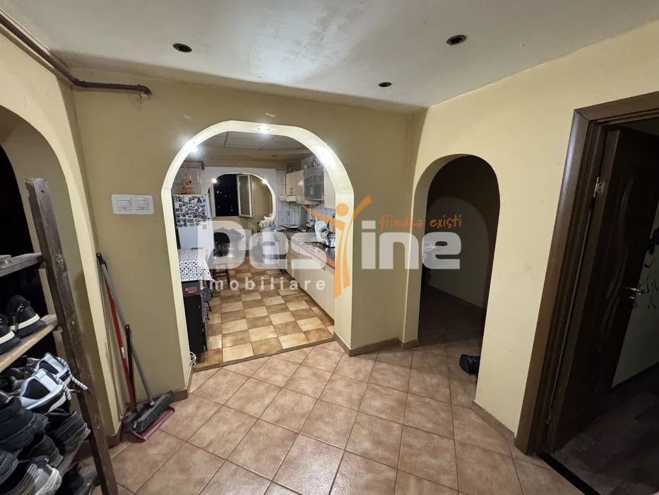 Rahova-Barca | 4 camere | 96mp | dec | et 8 | 115.000 euro - Poză 1