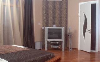 Apartament cu 2 camere de 45 mp de vânzare în zona P-ta Universitatii - Poză 36