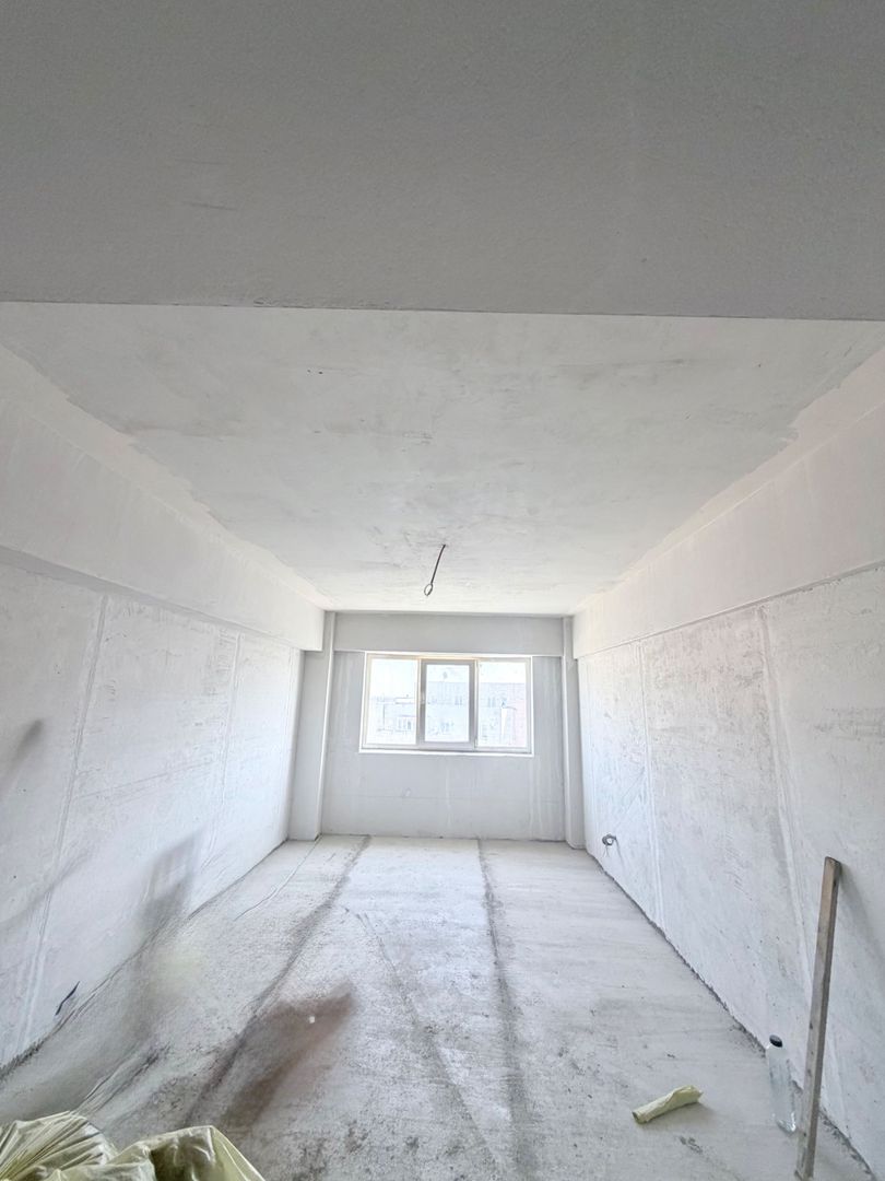 APARTAMENT SPATIOS CU VEDERE PE 2 PARTI - Poză 4
