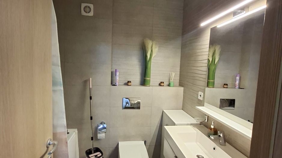 Apartament elegant cu 2 camere  Pipera, în spatele Porche, 675 eur/lun - Poză 12